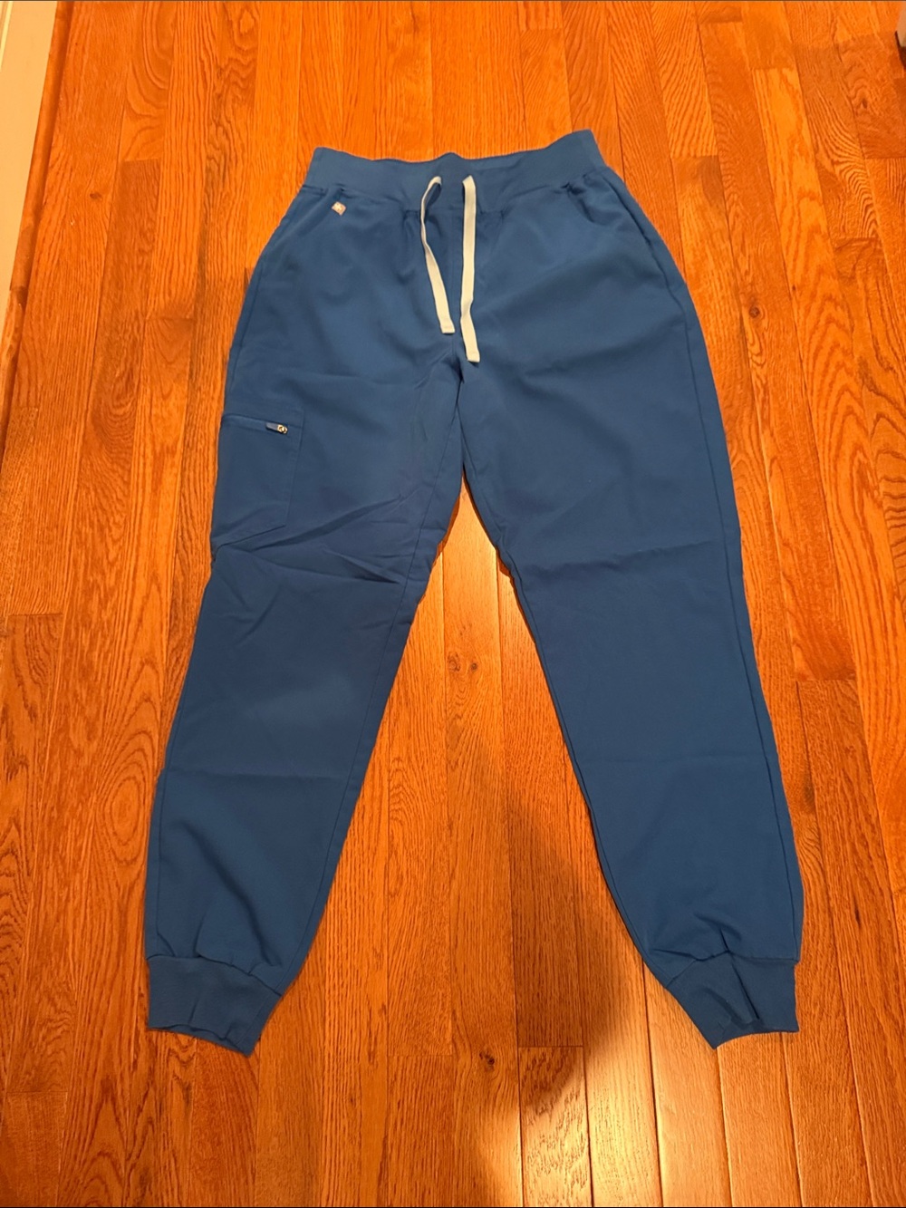 Women’s Figs scrubs